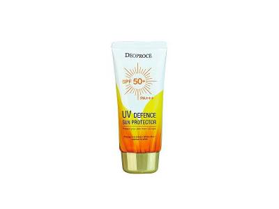 Лёгкий увлажняющий солнцезащитный крем для лица и тела Deoproce UV Defence Sun Cream SPF50+ PA+++ 70 гр